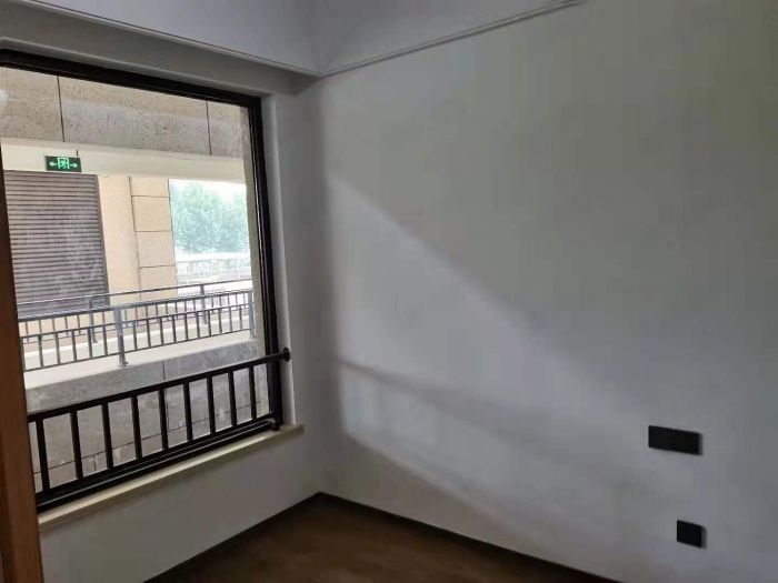 春风南岸东园 3室2厅1卫 96m&sup2;