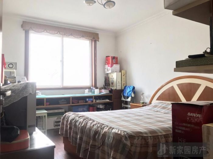 宏丰苑 3室2厅2卫 144.05m&sup2;