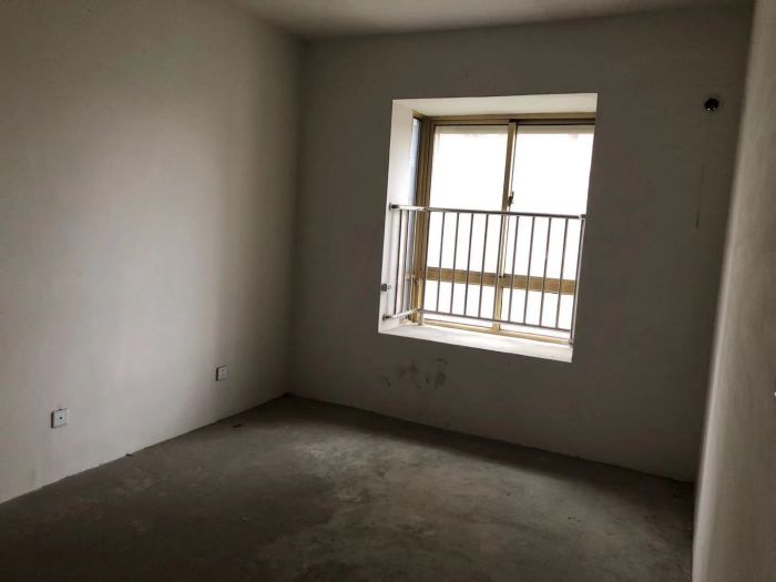 尚海湾 4室2厅2卫 172m²