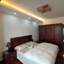 海天大厦 5室2厅2卫 255.00m&sup2;