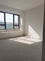 万濠山庄 3室2厅2卫 141m&sup2;