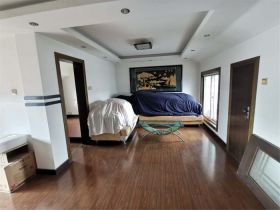 五一新村西区 4室2厅2卫 164m&sup2;