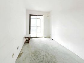 同和嘉苑 3室1厅1卫 114m&sup2;