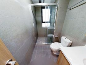雍华府 4室2厅2卫 136.2m&sup2;