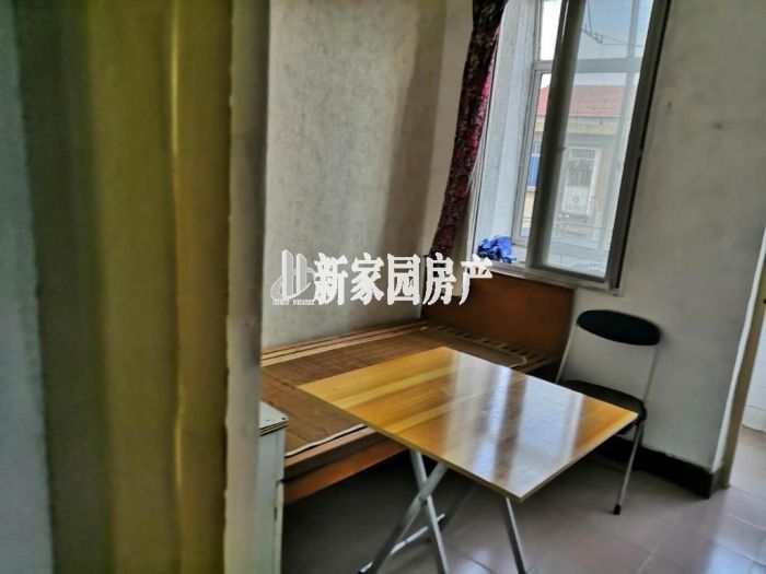 任港路新村 1室厅卫 58m&sup2;
