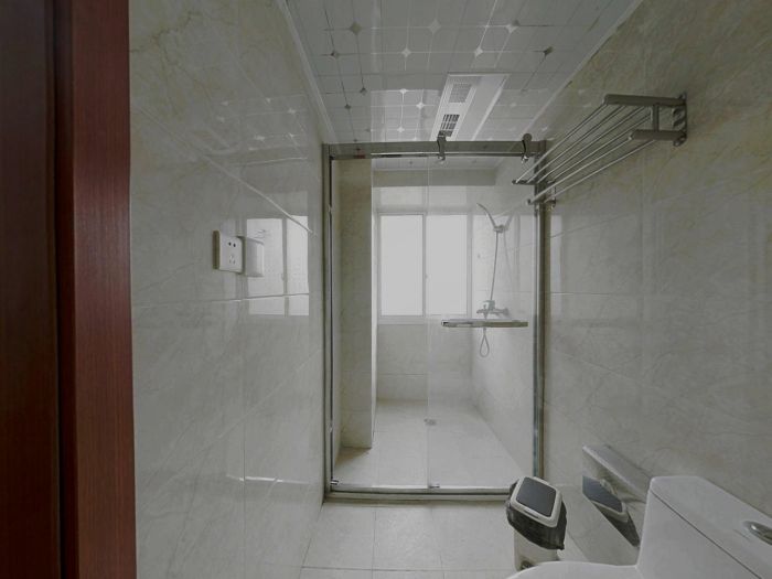 易家桥新村 1室1厅1卫 43m&sup2;