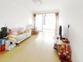 郭里园 3室2厅1卫 130m&sup2;