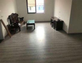 南通东苑小区 3室2厅1卫 130m²