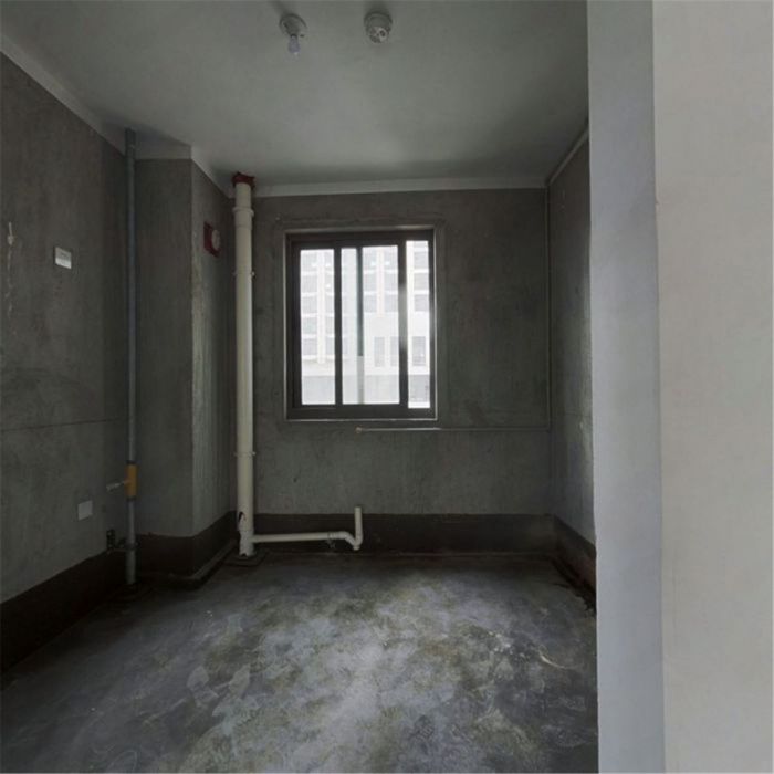 皇家花园北区 3室2厅2卫 141m&sup2;