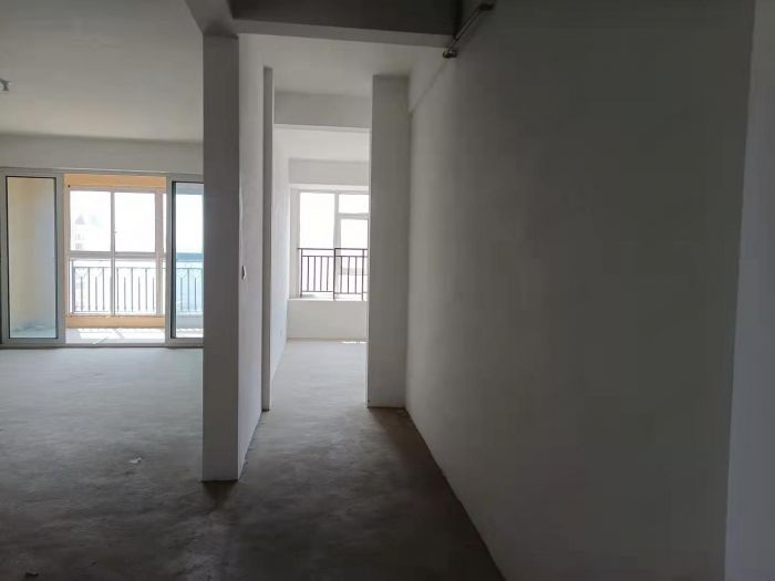 中南世纪花城三期 4室2厅4卫 275m&sup2;