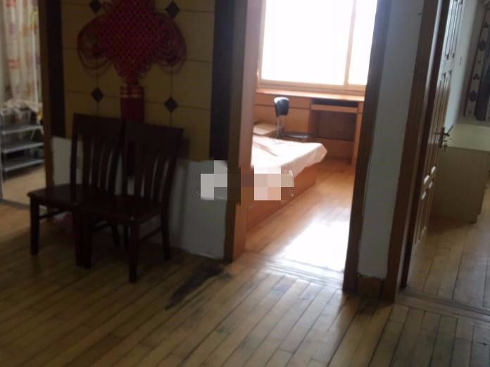 中南大厦 2室1厅1卫 76.00m&sup2;