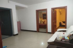 新胜花苑 5室2厅1卫 125m&sup2;