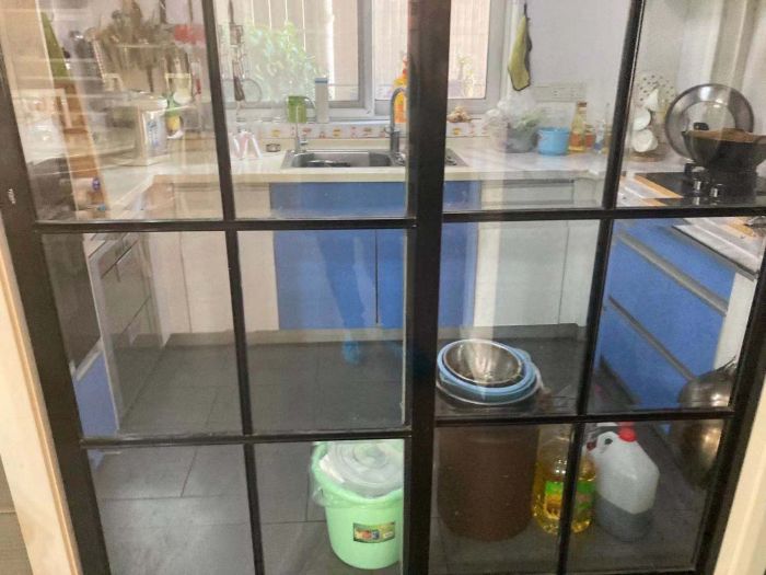 海天大厦 3室2厅1卫 143m&sup2;