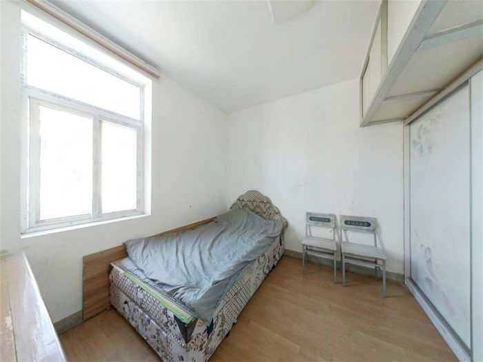 易家桥新村 2室1厅1卫 55.6m&sup2;