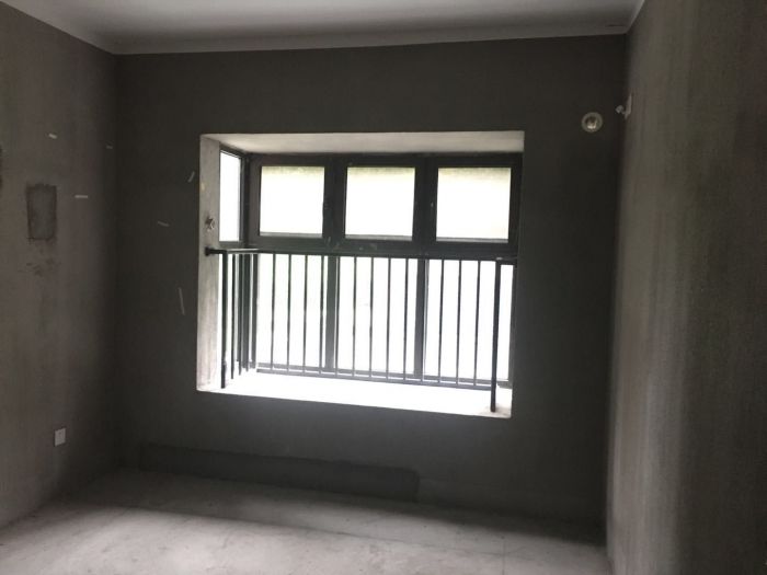 华强城 3室2厅1卫 108m&sup2;