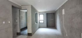 保利香槟国际 3室1厅2卫 122m²