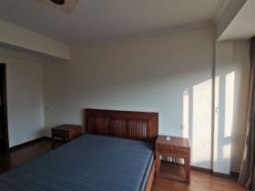 中海上林院 3室2厅2卫 125.00m&sup2;