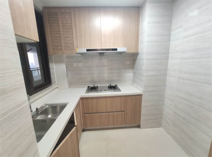 云樾东方 3室2厅1卫 95m&sup2;