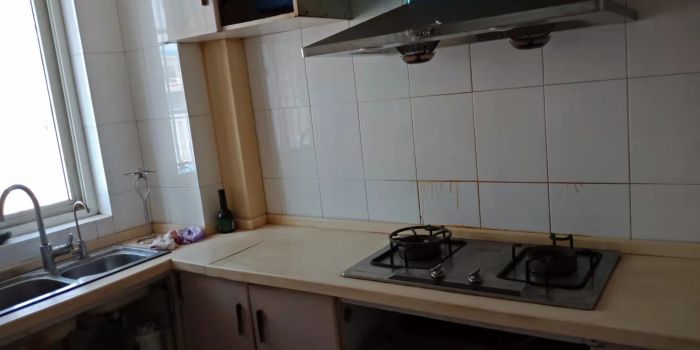 东方花苑 3室2厅2卫 138.94m&sup2;