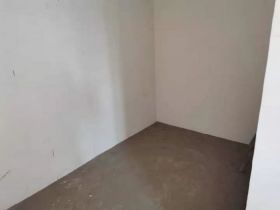 莱茵河畔 3室1厅1卫 134m&sup2;