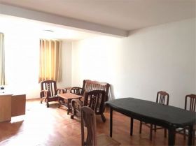 前景花苑 3室1厅1卫 139m&sup2;