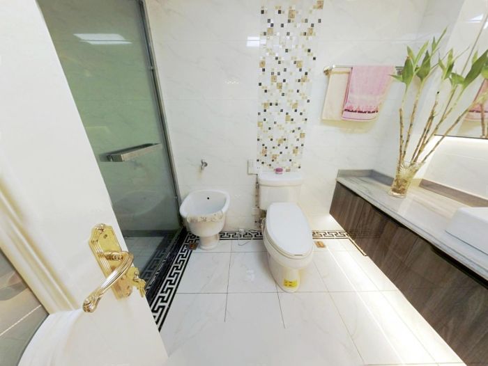 金鑫苑 4室2厅2卫 195m&sup2;