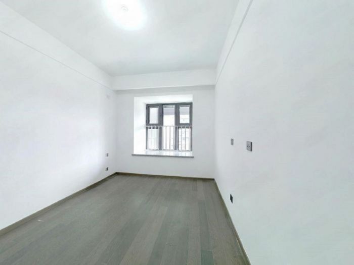 都会沁园 4室2厅2卫 150.00m&sup2;