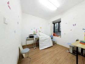 中港城 2室1厅1卫 93m&sup2;