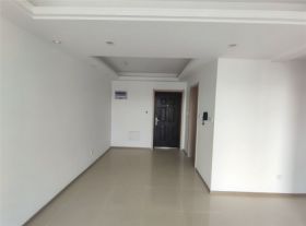 云樾东方 3室2厅1卫 95m²