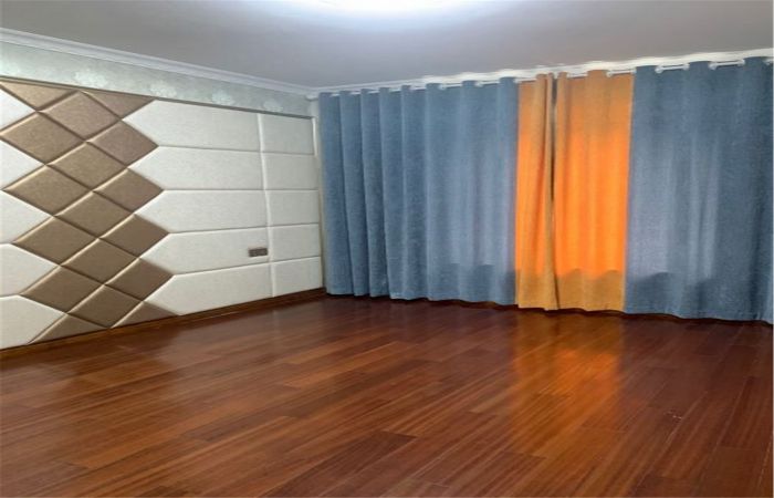 德诚翠湖湾 3室2厅2卫 134m&sup2;