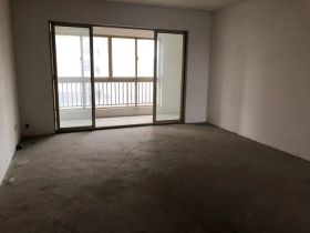 尚海湾 4室2厅2卫 172m²