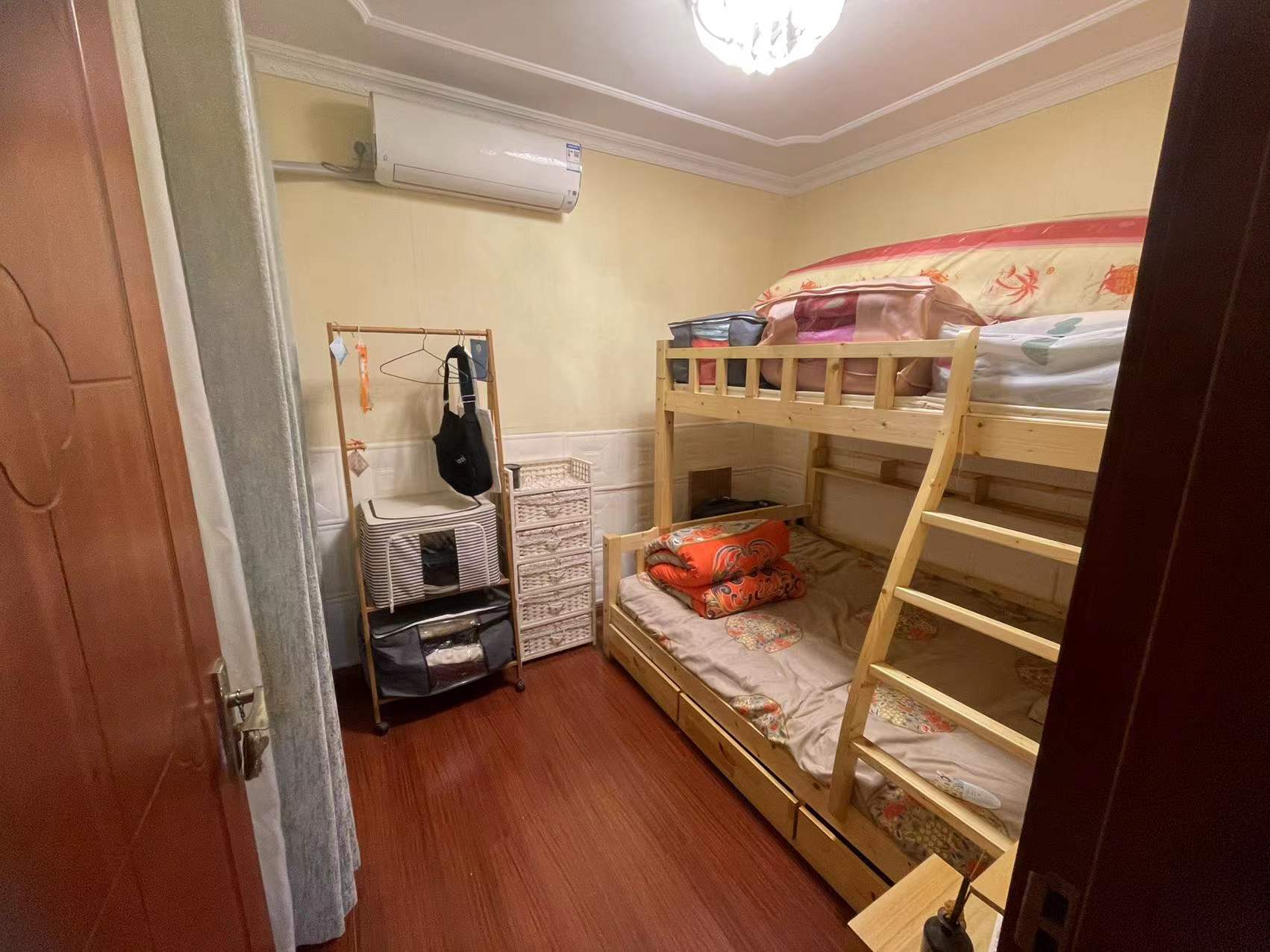 景瑞望府 2室2厅1卫 96m&sup2;