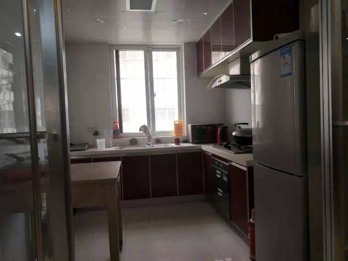 怡居北苑 3室2厅1卫 138m&sup2;