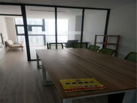 凤凰文化广场 3室1厅1卫 117.81m&sup2;