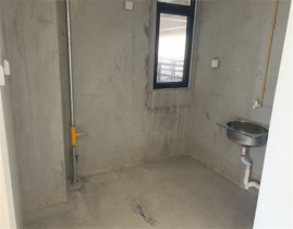 绿地新里城 3室2厅1卫 92m&sup2;