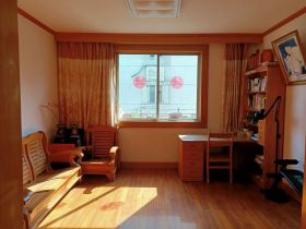 新海通花园 4室2厅2卫 165.00m&sup2;