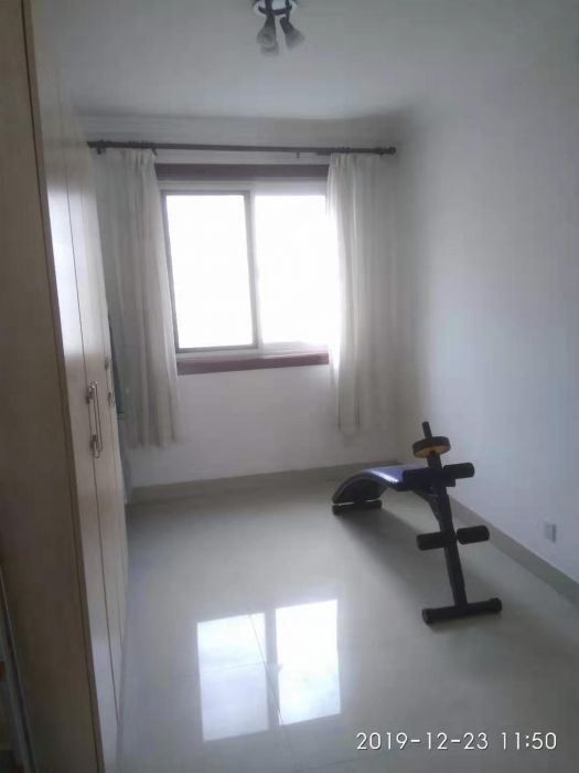 天安花园 4室2厅3卫 238m&sup2;