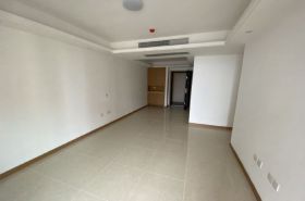 绿地新里城 3室2厅1卫 95m&sup2;