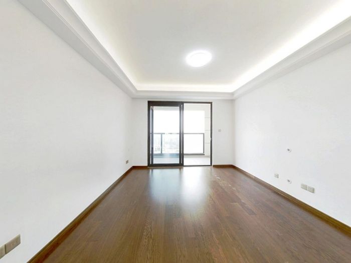 雍华府 3室2厅2卫 114m&sup2;