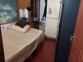 易家桥新村 2室1厅1卫 54.00m&sup2;