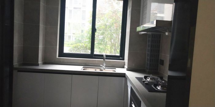 万科翡翠公园 3室2厅2卫 125m&sup2;