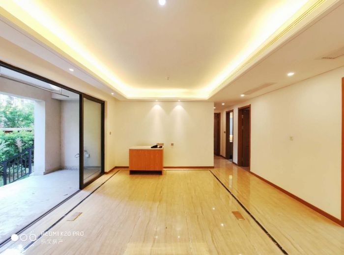 佳期漫 5室2厅1卫 269m&sup2;