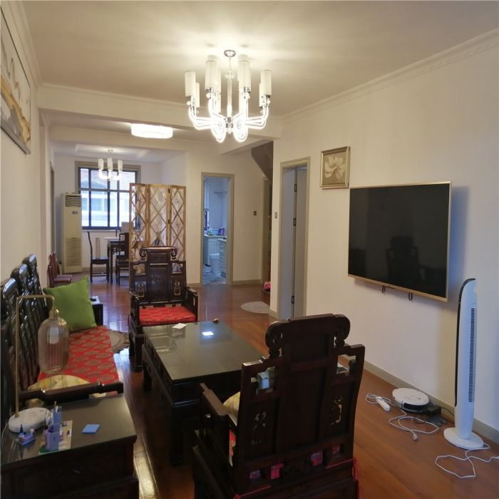 金鑫苑 5室2厅2卫 170m&sup2;