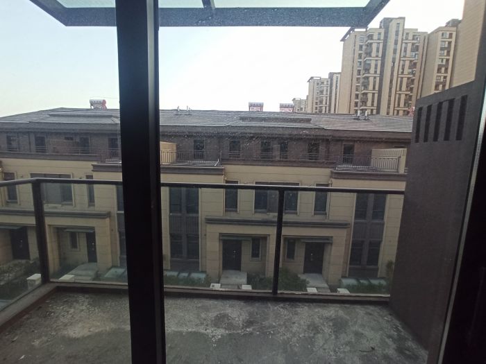 云樾河山 5室3厅3卫 180m&sup2;