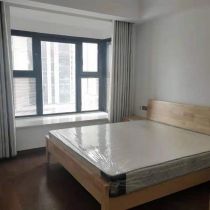 雍华府 3室2厅2卫 114m&sup2;