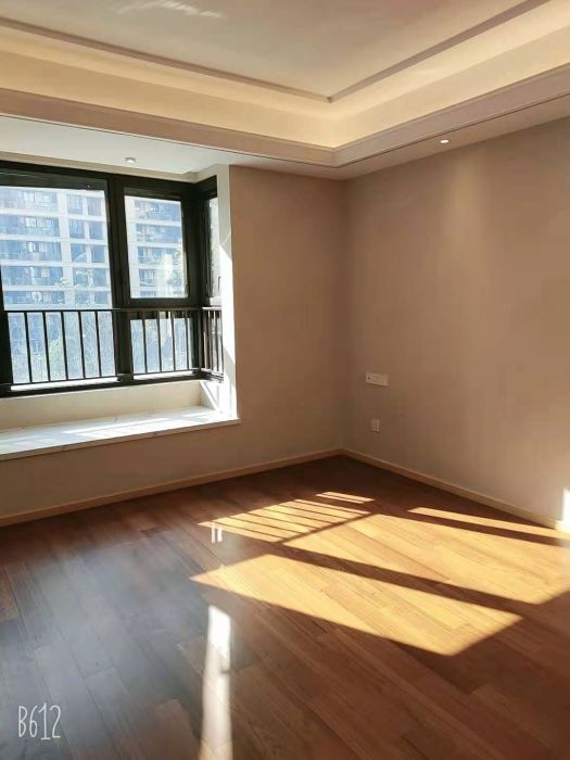 绿城蘭园 4室2厅2卫 143m&sup2;