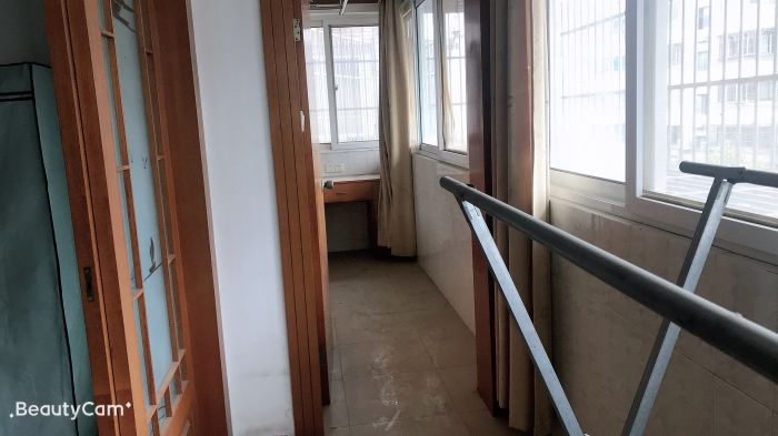 华侨花苑 4室1厅2卫 140m&sup2;