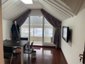春晖花园 4室2厅2卫 175m&sup2;