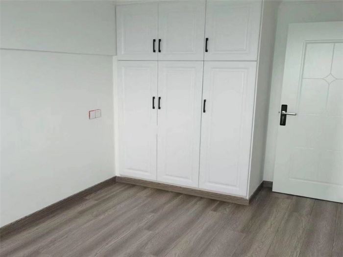 纽约时代 3室1厅1卫 60m&sup2;