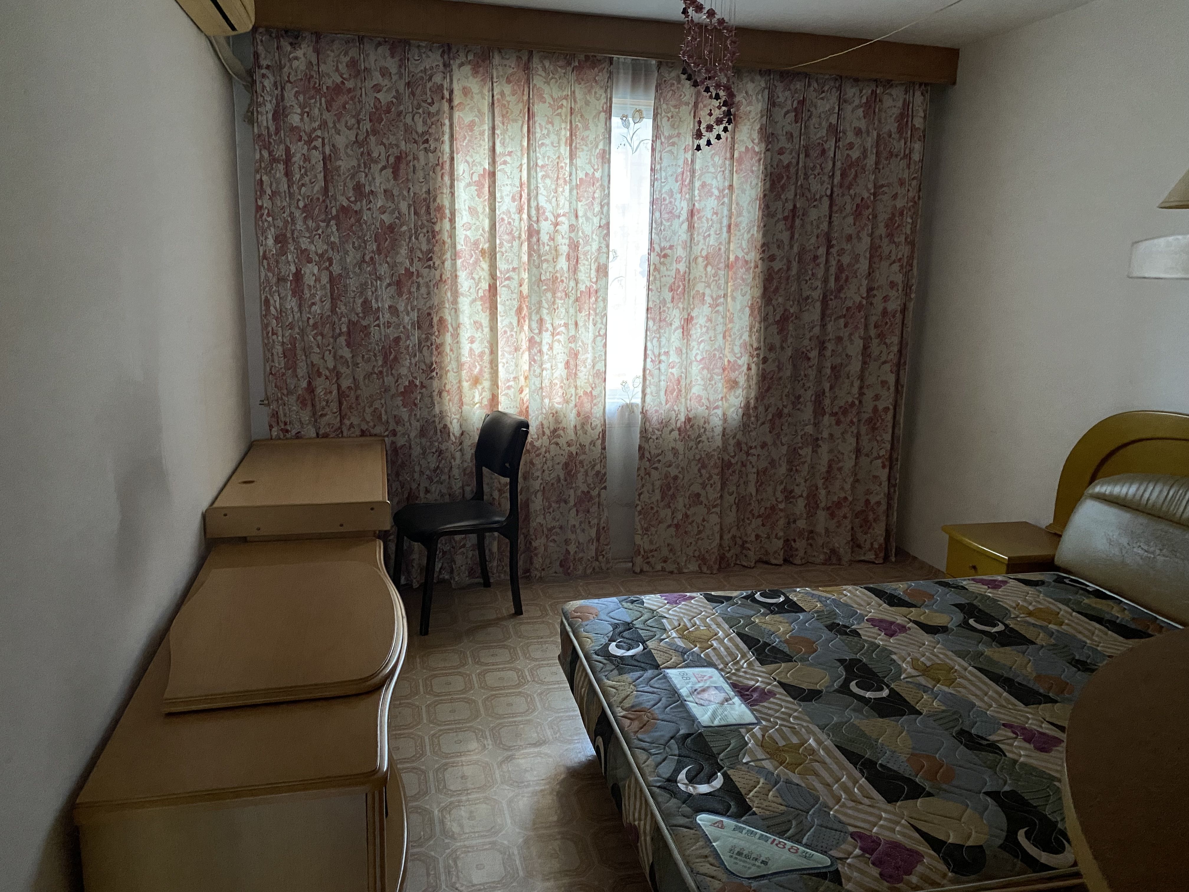 姚港路31号 3室2厅1卫 82m&sup2;